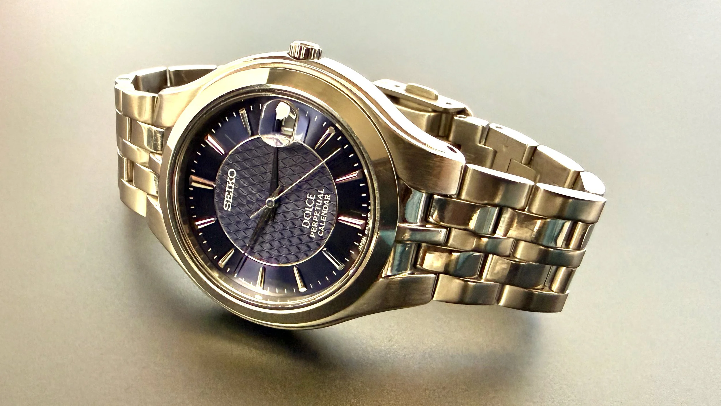 Seiko Dolce 8F32-0260 SACN009 Blue Tatami — VintageSeikos.NL